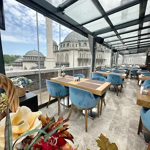 تقسيم لين فندق اسطنبول