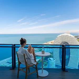 Sea Line شقة فندقية باتومي